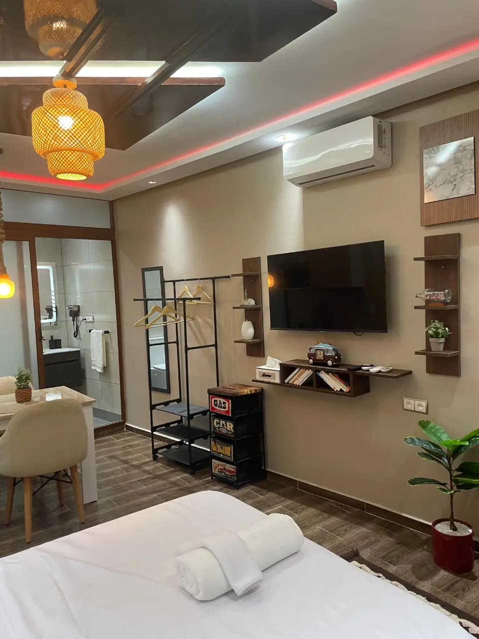 Studio 35m² à Marrakech avec 2 Terrasses, Proche Commodités